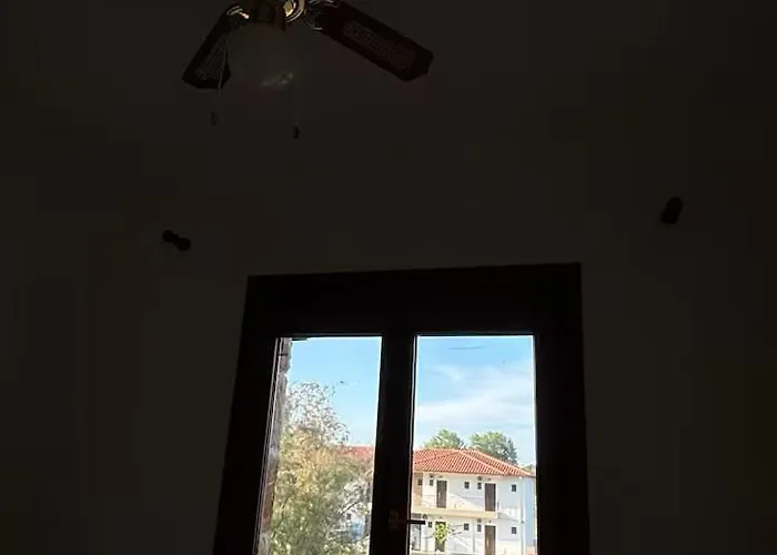 μεζονέτα σε συγκρότημα *